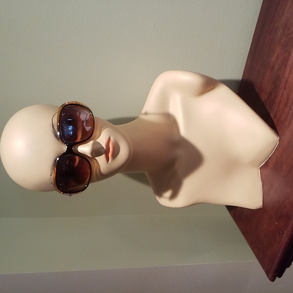 Kyara Itallian Sunglasses Amber & Black Frame